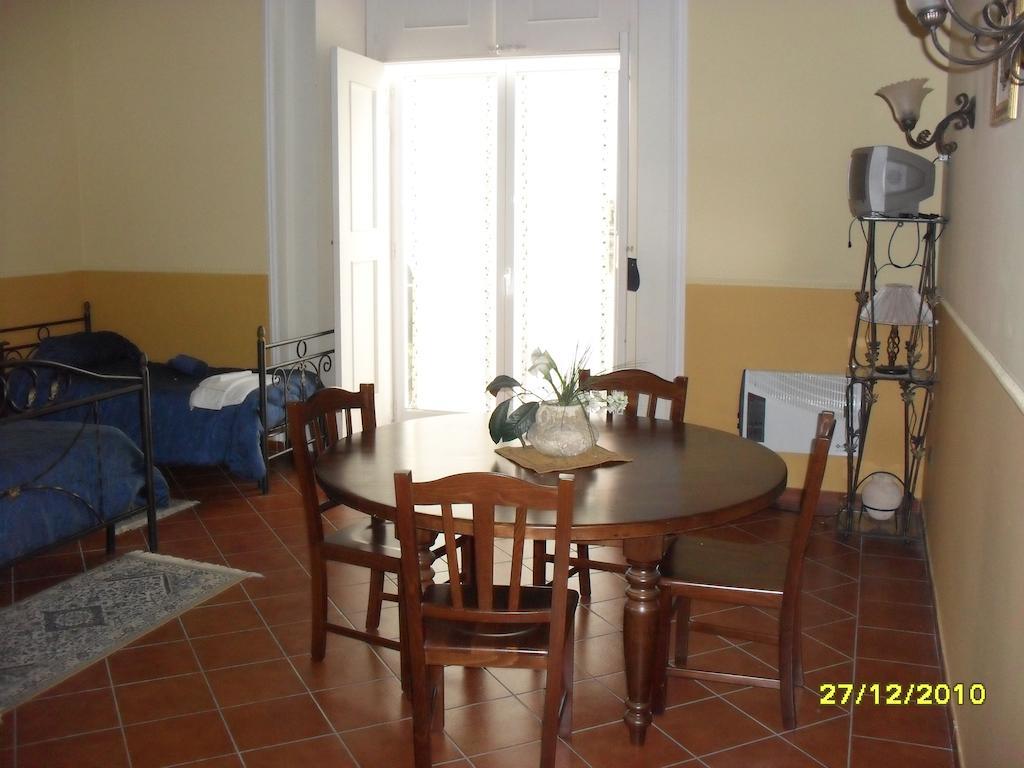 Hotel Pignatelli Napoli Exterior photo